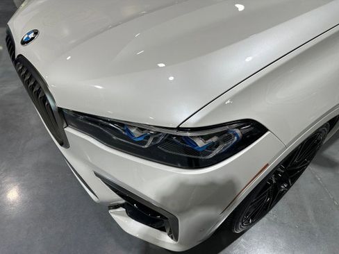 Used 2020 BMW X7 M50i w/ Dynamic Handling Package AWD/4WD image 14
