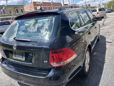 Used 2009 Volkswagen Jetta SE FWD image 4