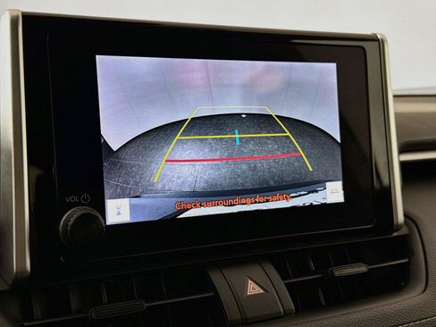 Certified 2024 Toyota RAV4 LE AWD/4WD image 21