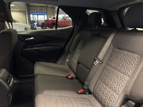 Certified 2024 Chevrolet Equinox LT FWD image 19