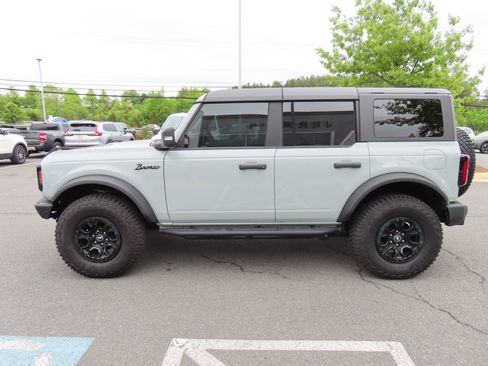 Used 2024 Ford Bronco Wildtrak AWD/4WD image 8