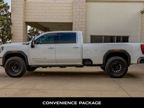Used 2024 GMC Sierra 3500 SLE AWD/4WD image 4