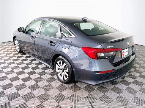 Used 2023 Honda Civic LX image 7