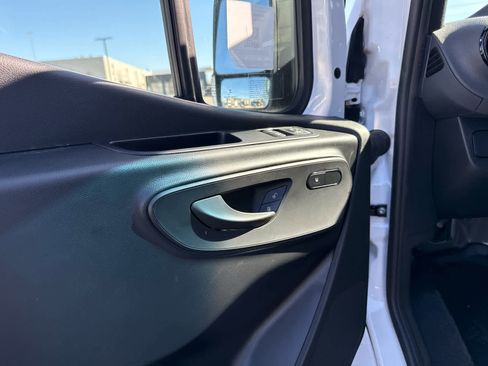 New 2025 Mercedes-Benz Sprinter 2500 image 22