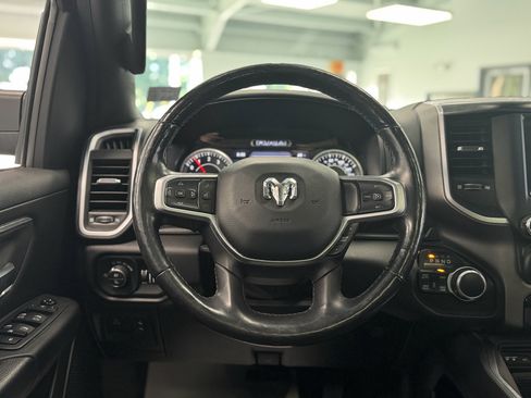 Used 2019 RAM 1500 Big Horn AWD/4WD image 18