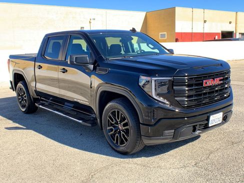 Used 2024 GMC Sierra 1500 Pro w/ Graphite Edition image 2