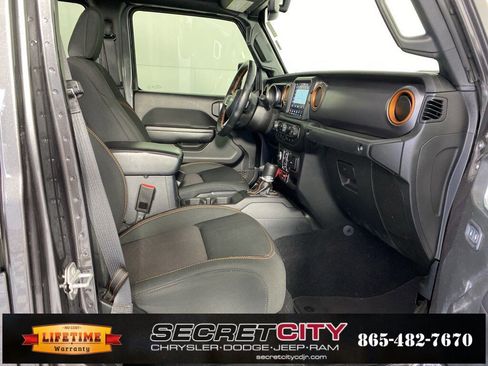 Used 2021 Jeep Gladiator Mojave image 34