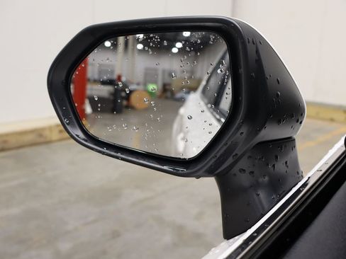 Used 2023 Toyota Camry SE image 40