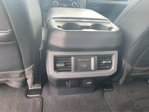 Used 2024 Ford F250 Lariat image 20