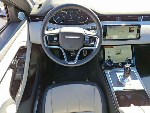 Used 2023 Land Rover Range Rover Evoque R-Dynamic S image 12