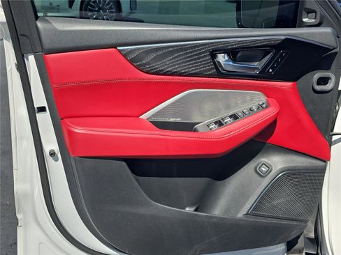 Used 2023 Acura MDX Type S image 17