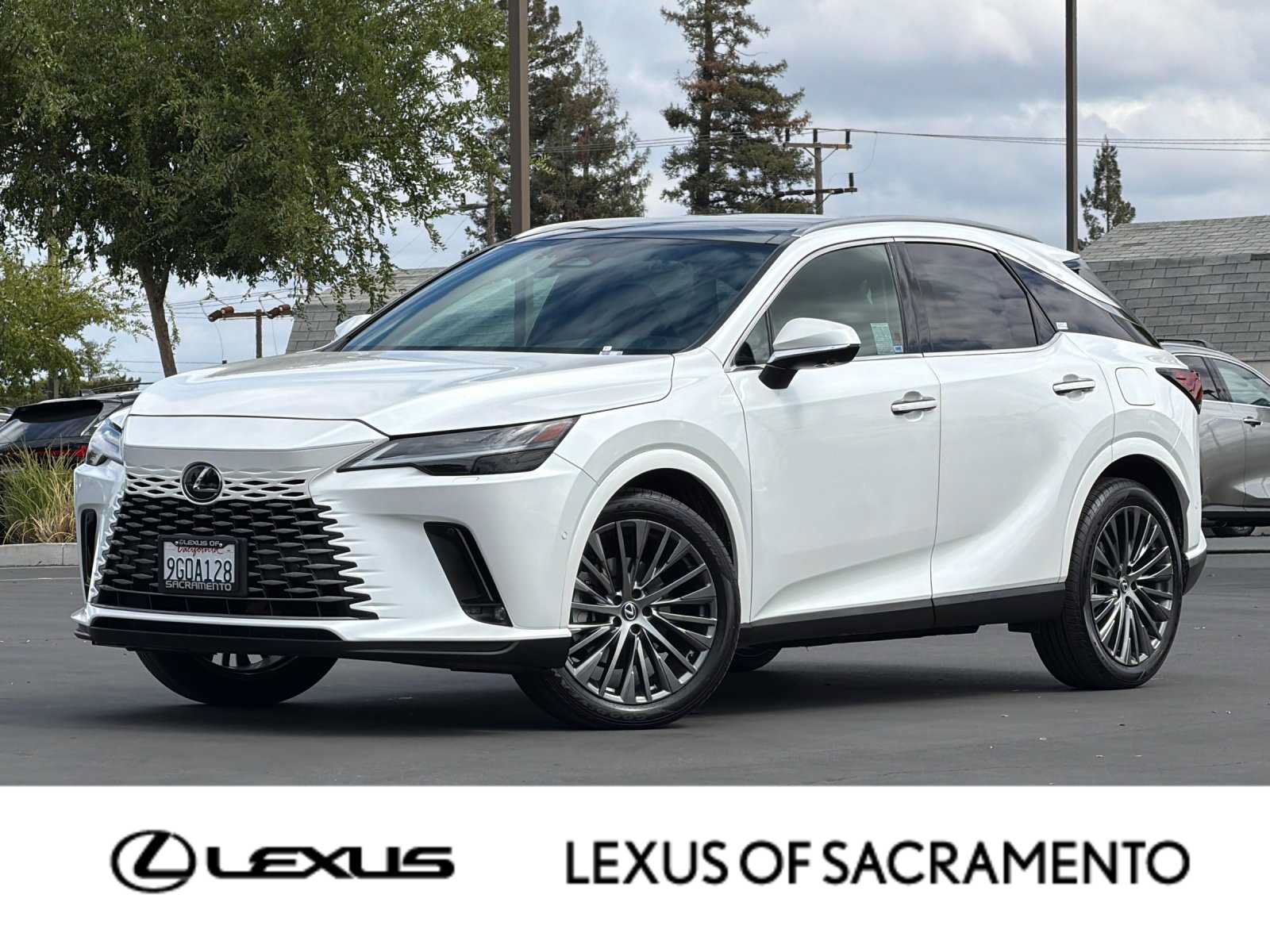 Certified 2023 Lexus RX 350 FWD w/ Accessory Package image 1
