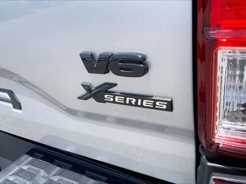 Used 2023 Toyota Tacoma TRD Off-Road AWD/4WD image 10