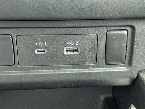 Used 2023 Nissan Frontier SV image 20