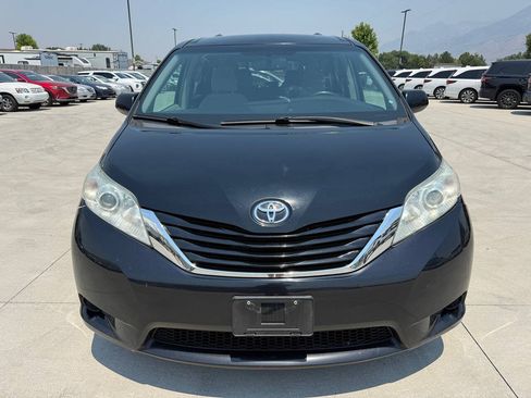 Used 2017 Toyota Sienna LE FWD image 8