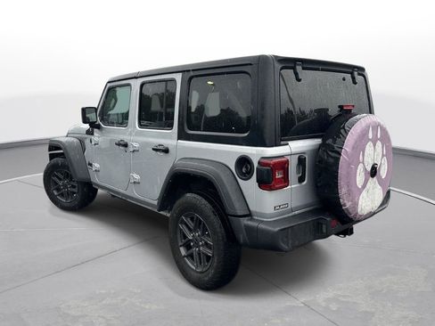 Used 2024 Jeep Wrangler Unlimited Sport AWD/4WD image 8