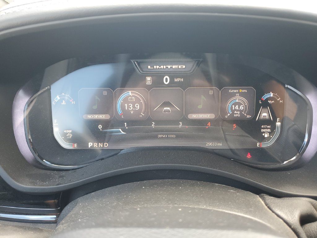 Used 2025 RAM 3500 Limited AWD/4WD image 26