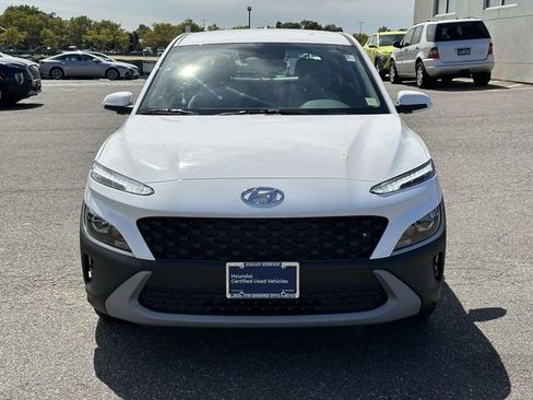Certified 2023 Hyundai Kona SE AWD/4WD image 2