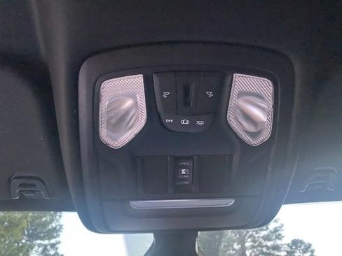 Used 2021 RAM 1500 Big Horn image 25