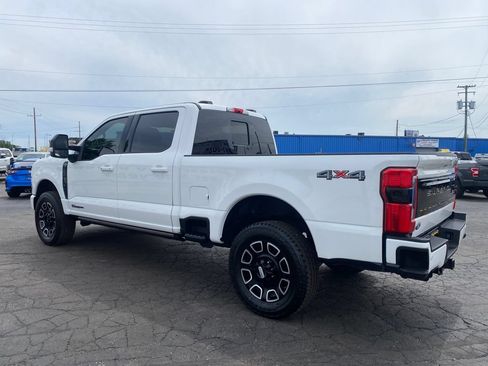 Used 2025 Ford F250 Platinum AWD/4WD image 6