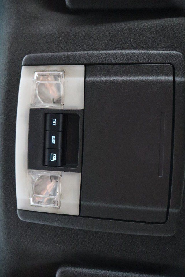 Used 2014 Ford F250 Platinum w/ FX4 Off-Road Package AWD/4WD image 53