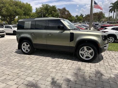 Used 2020 Land Rover Defender 110 HSE AWD/4WD image 15
