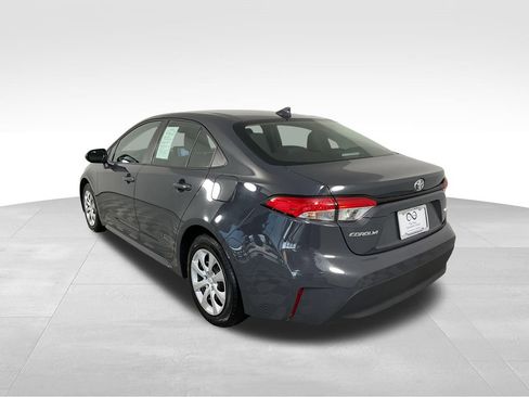 Used 2025 Toyota Corolla LE FWD image 7