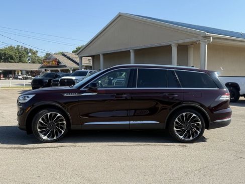 Used 2023 Lincoln Aviator Reserve w/ Equipment Group 201A image 6