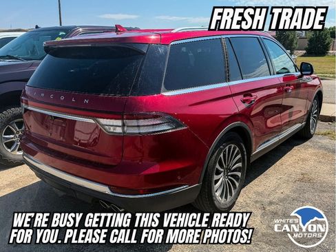 Used 2020 Lincoln Aviator Reserve w/ Equipment Group 202A AWD/4WD image 2