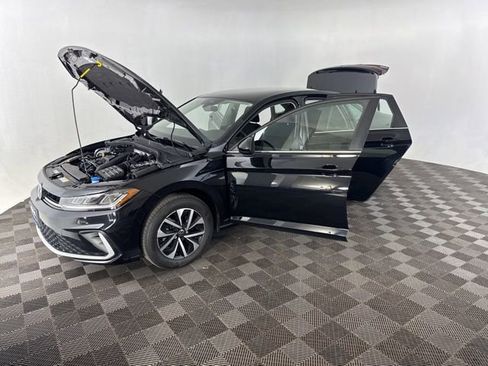 Used 2025 Volkswagen Jetta S FWD image 12