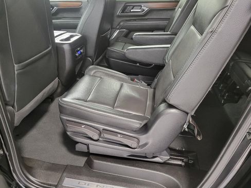Certified 2025 GMC Yukon XL Denali image 22
