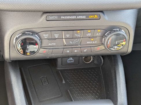Used 2022 Ford Bronco Sport Outer Banks w/ Tech Package AWD/4WD image 24