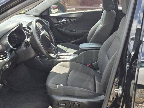 Used 2021 Chevrolet Malibu LT w/ Redline Edition FWD image 6