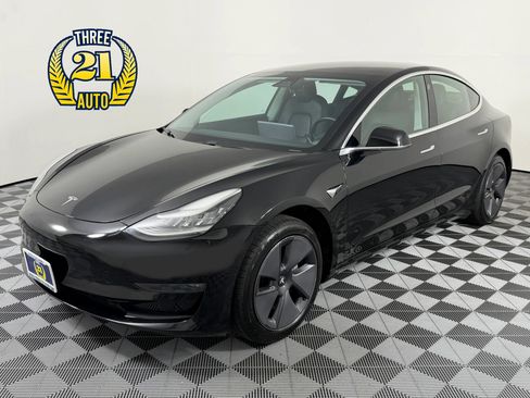 Used 2019 Tesla Model 3 Standard Range Plus RWD image 1