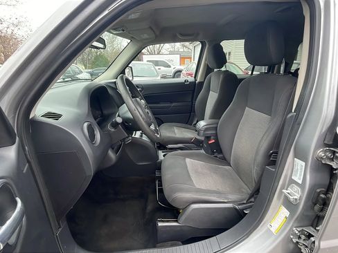 Used 2016 Jeep Patriot Sport w/ Power Value Group image 10