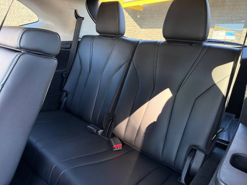 Used 2023 Acura MDX FWD w/ Technology Package image 19