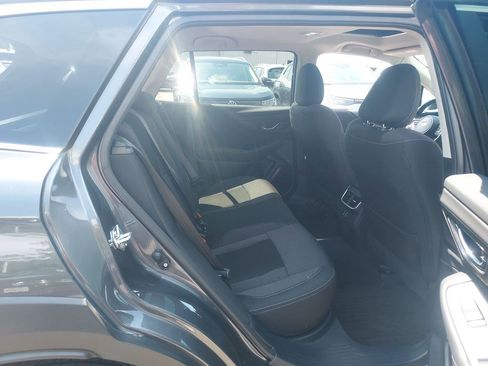 Certified 2025 Subaru Outback Premium AWD/4WD image 29