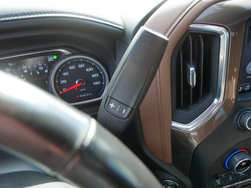 Used 2022 Chevrolet Silverado 3500 High Country w/ Z71 Off-Road Package AWD/4WD image 32