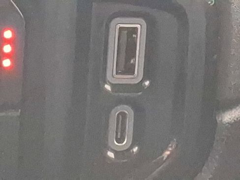 Used 2023 Chevrolet Silverado 1500 RST image 25