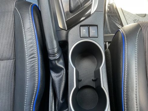 Used 2018 Toyota Corolla SE FWD image 21