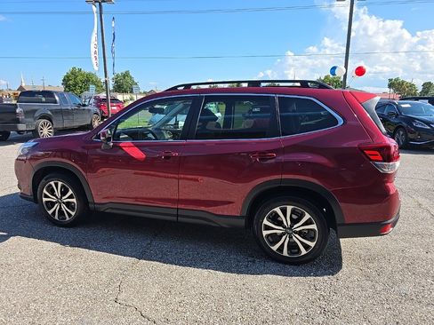 Used 2023 Subaru Forester Limited image 15