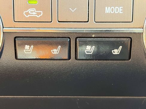Used 2018 Toyota Tundra 1794 Edition AWD/4WD image 41