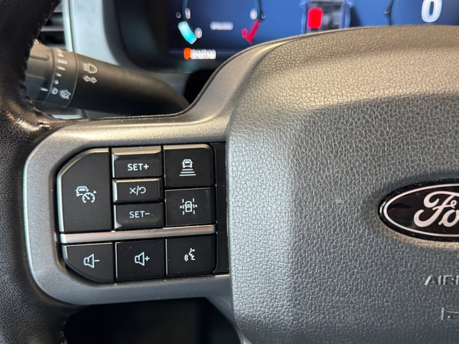 Used 2024 Ford F150 Lariat w/ Equipment Group 502A High AWD/4WD image 22