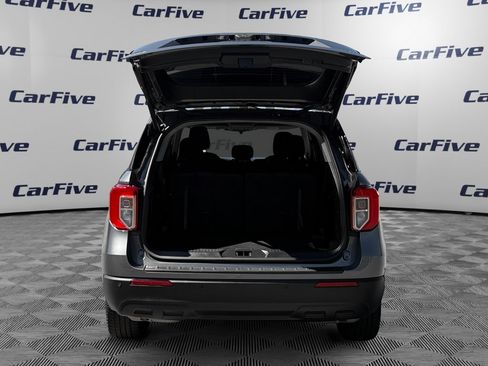 Used 2023 Ford Explorer XLT AWD/4WD image 11