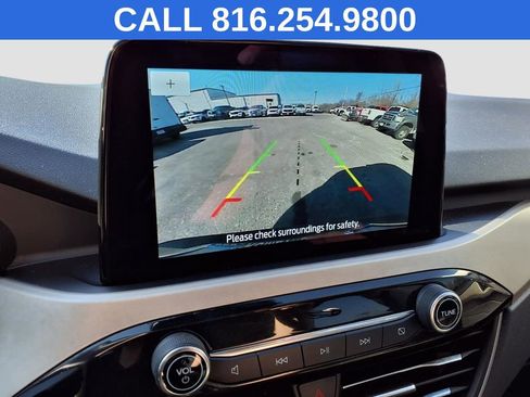 Used 2022 Ford Escape SE w/ SE Sport Appearance Package AWD/4WD image 11