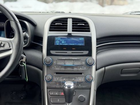 Used 2013 Chevrolet Malibu LS w/ Protection Package image 18