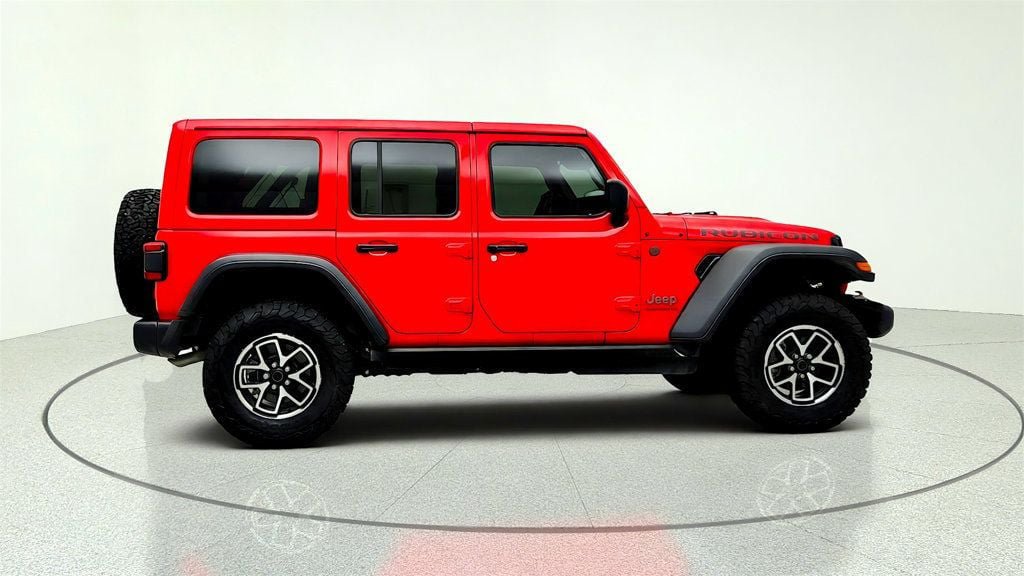 Used 2026 Jeep Wrangler Unlimited Rubicon AWD/4WD image 4