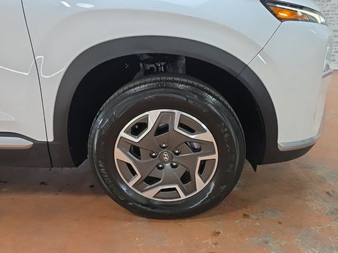 Used 2023 Hyundai Santa Fe Blue image 11