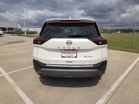 Certified 2023 Nissan Rogue SL w/ SL Premium Package image 13