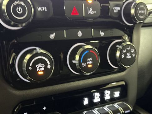 New 2026 RAM 1500 Big Horn AWD/4WD image 16